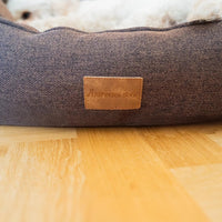 AllPetSolutions Alfie Premium extra large dog bed measuring 110 x 80 cm in chocolate truffle