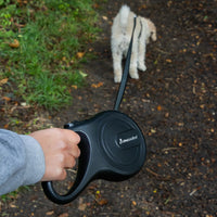 AllPetSolutions black 8m retractable lead brake and lock button detail