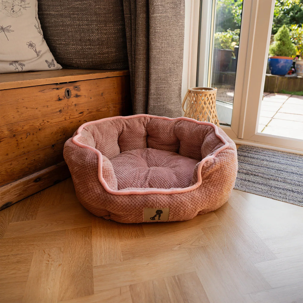 AllPetSolutions Alfie soft dog bed in pink, sizes S, M and L