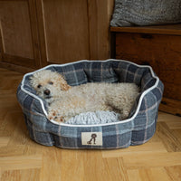 AllPetSolutions Alfie check dog bed fabric weave detail