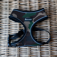 AllPetSolutions camo dog harness buckle and adjuster detail