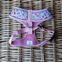 AllPetSolutions doughnut print dog harness lead attachment ring detail