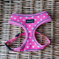 AllPetSolutions pink polka dot dog harness lead attachment ring detail