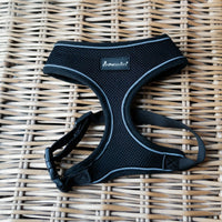 AllPetSolutions black dog harness padded chest panel detail