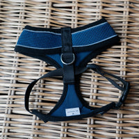 AllPetSolutions navy dog harness size chart from small to large