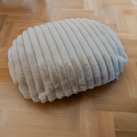 AllPetSolutions Alfie Premium ivory cream dog bed suitable for dogs of all breeds and sizes