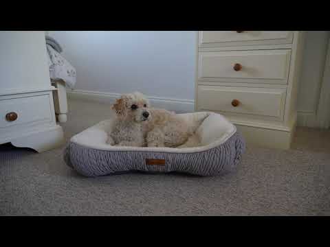 Charlie - Grey Chunky Knit Design Dog Bed - Size S/M/L