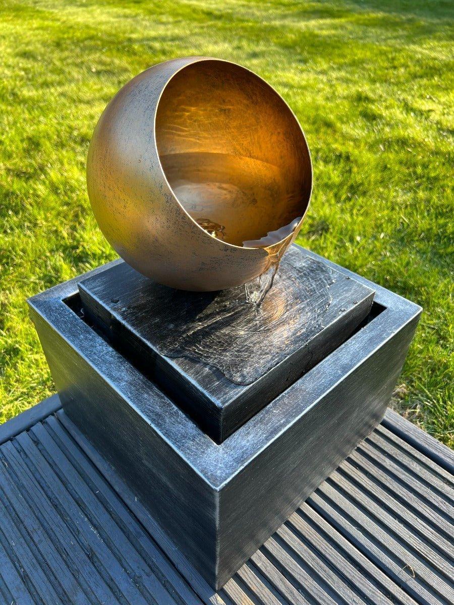 AllPetSolutions golden globe box light water feature with LED lights